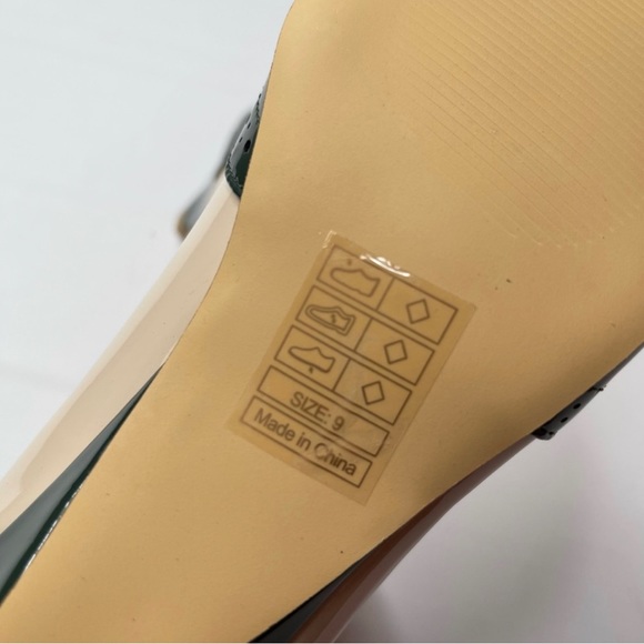 Patent Leather Kitten Heels 9 - Picture 6 of 7